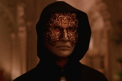 eyes wide shut nude|Holy Fidelio! Previously Unseen (And Super NSFW) Cut Of ‘Eyes。